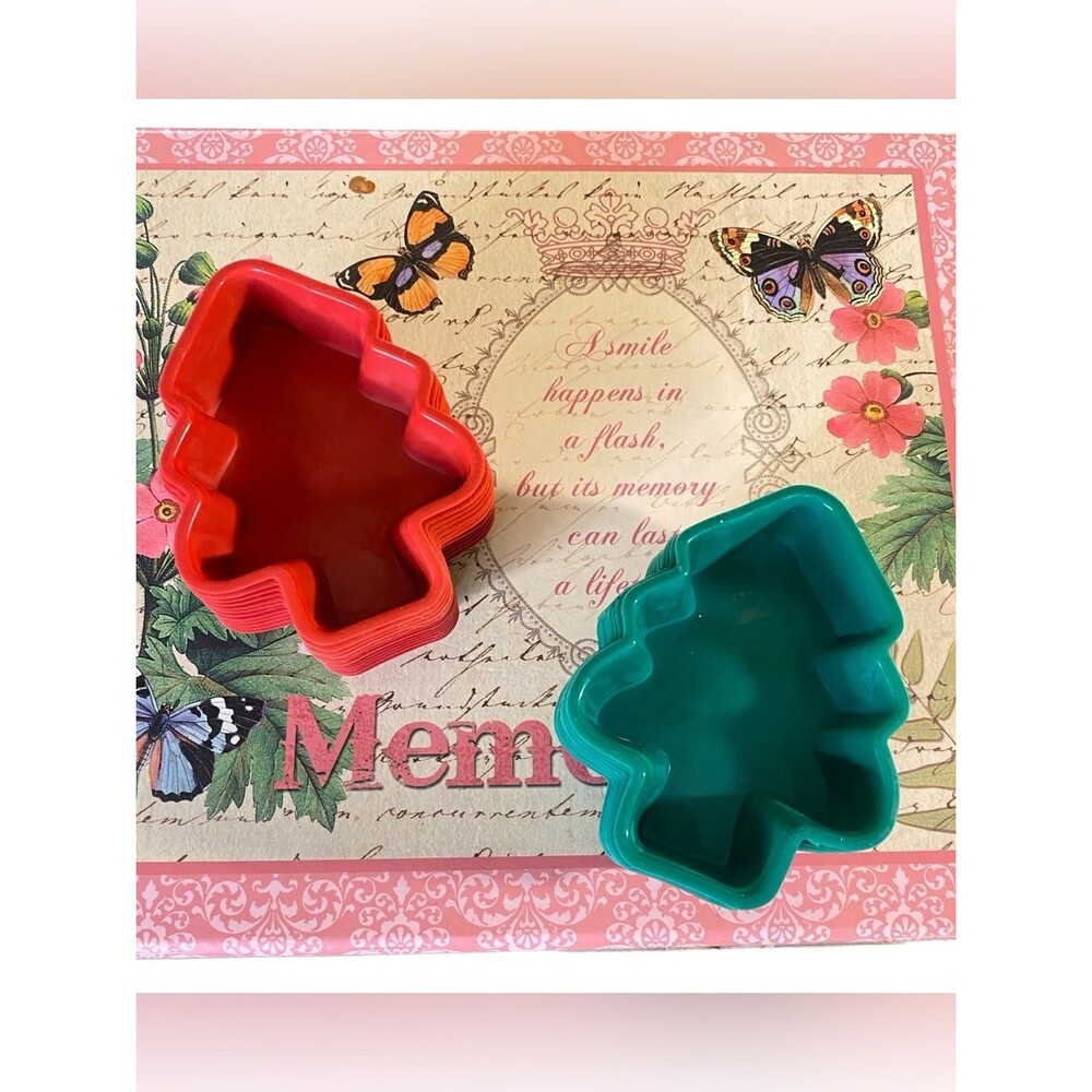 Christmas Tree Shaped Silicone Baking Molds Set of 24 Red Green Microwave Safe